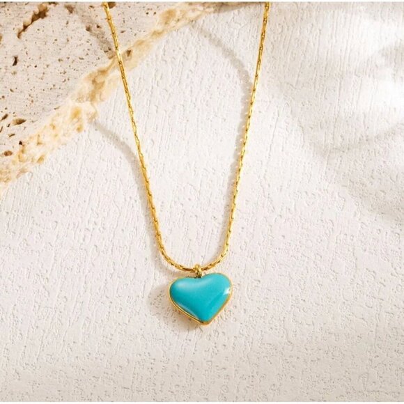 Boutique Jewelry - 18k Gold Plated Heart Shaped Pendant Necklace, Minimal Box Chain Necklace